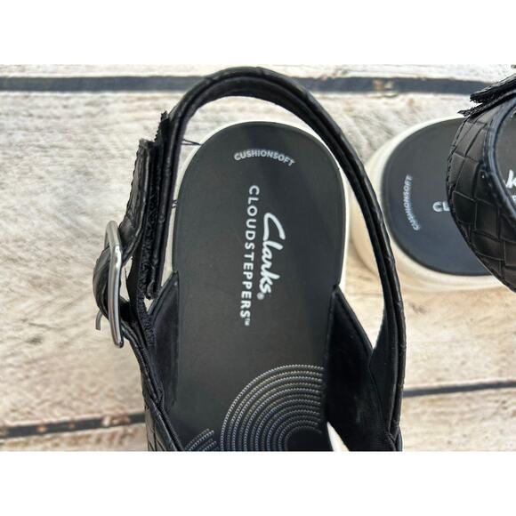 CLARKS Women’s Cloudsteppers Drift Sun Woven Wedge Sandals / Size: 7 - Picture 10 of 10